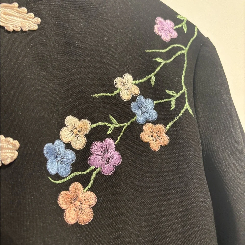 Black Floral Embroidered Jacket - Picture 2 of 4